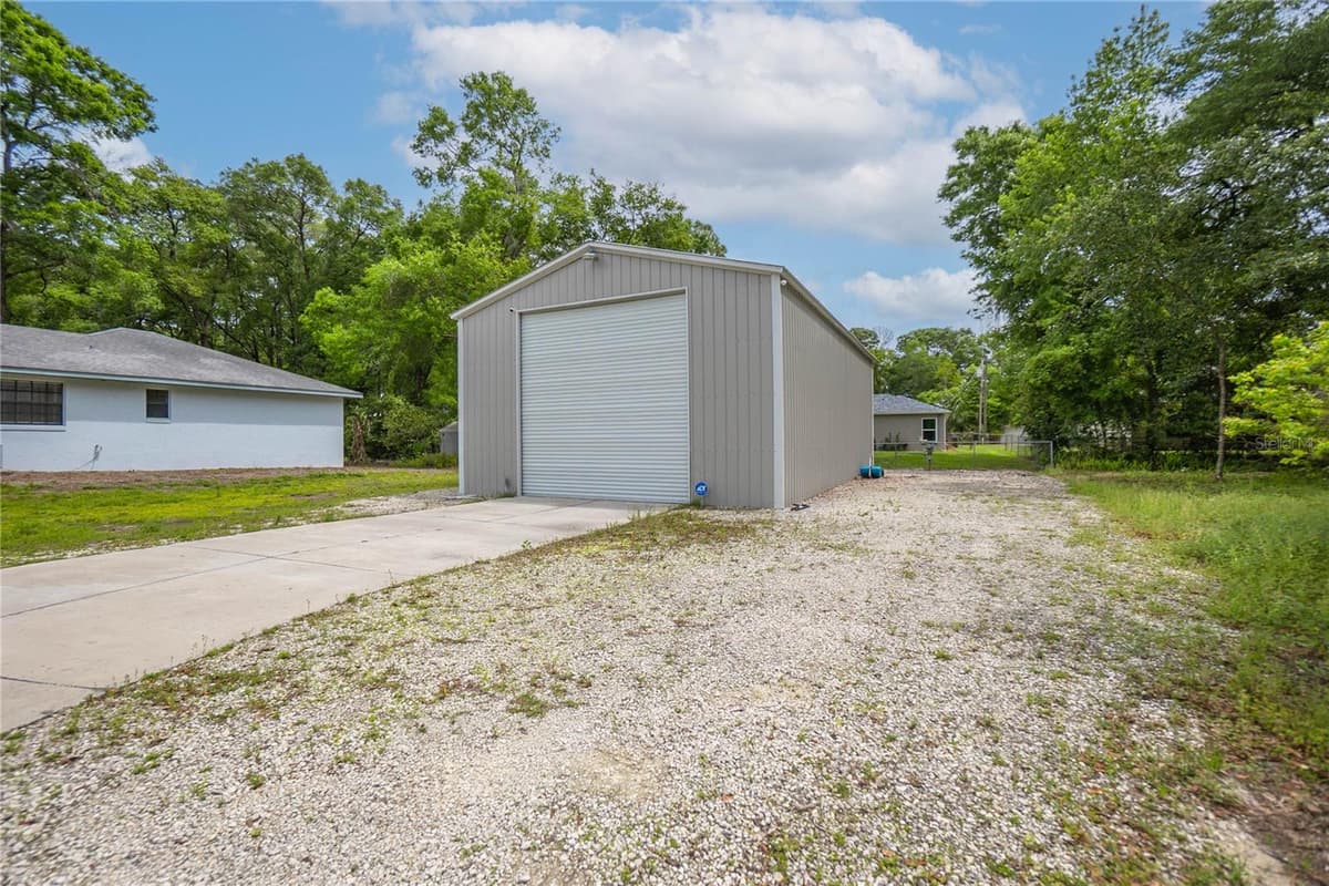 3956 FERNPARK TERRACE — photo 33 of 35