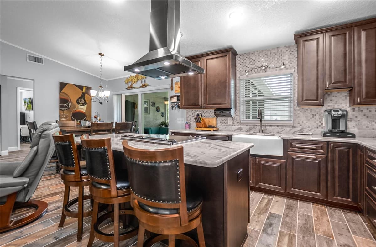 3956 FERNPARK TERRACE — photo 9 of 35