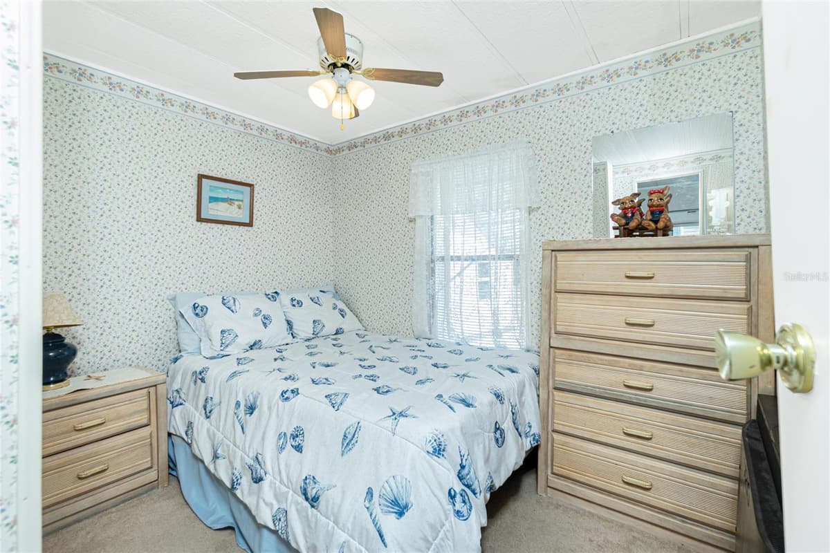 7369 CANDACE LANE — photo 16 of 46