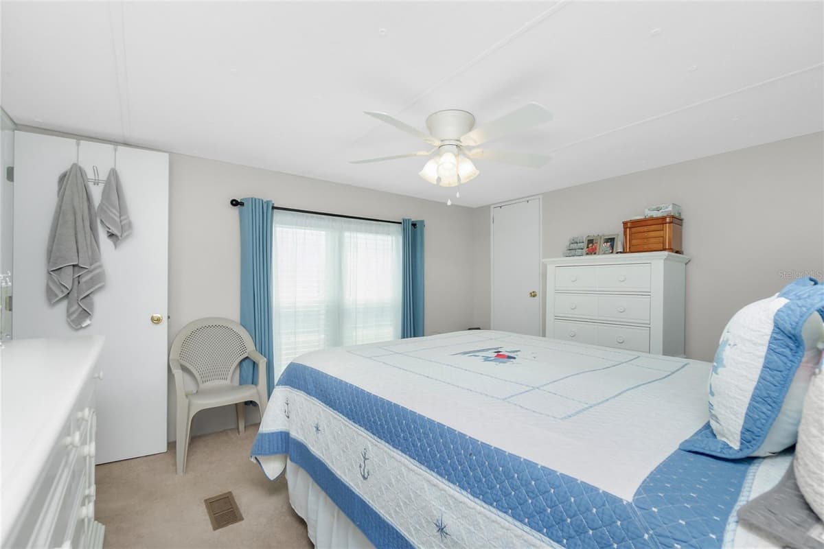 7598 RATAN CIRCLE — photo 11 of 47