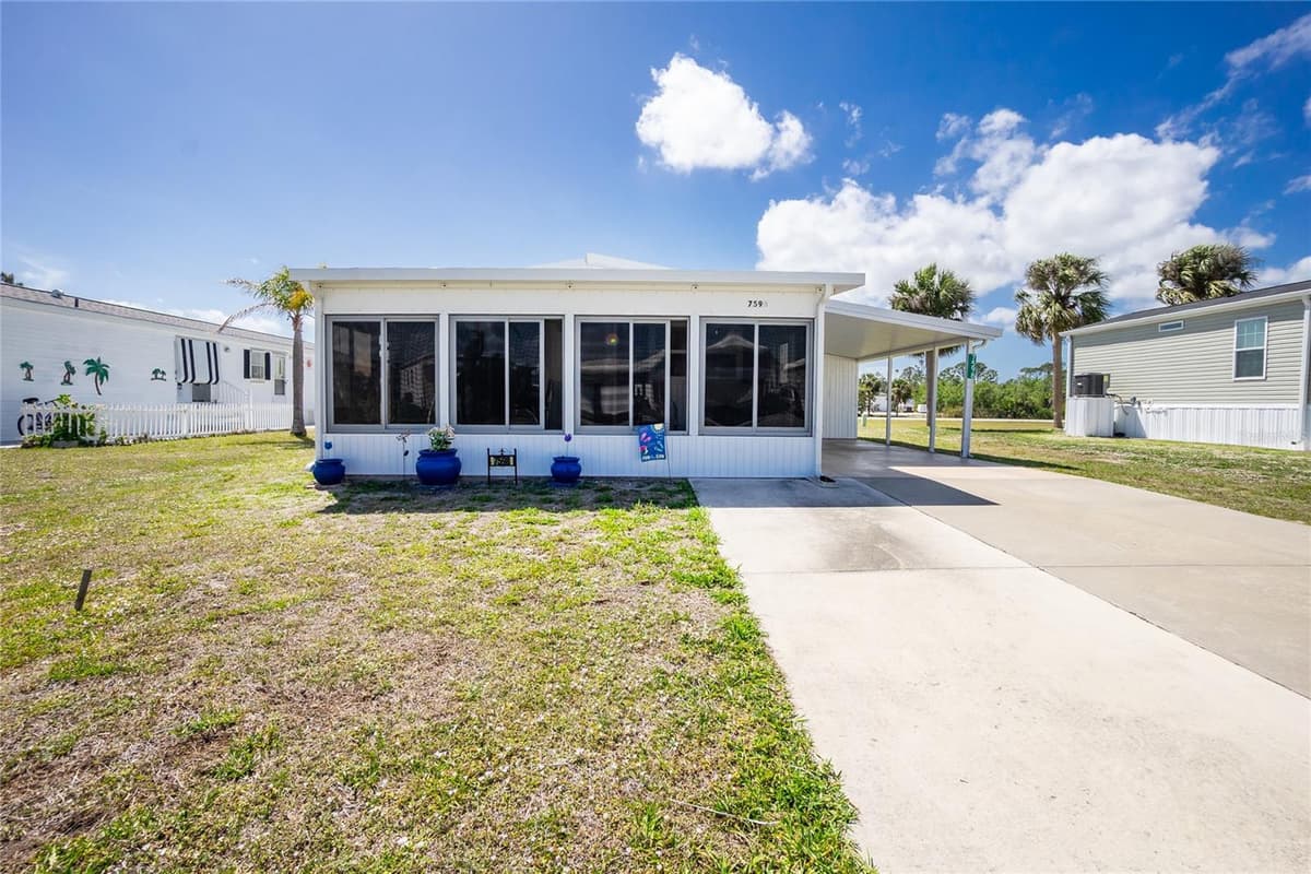 7598 RATAN CIRCLE — photo 29 of 47