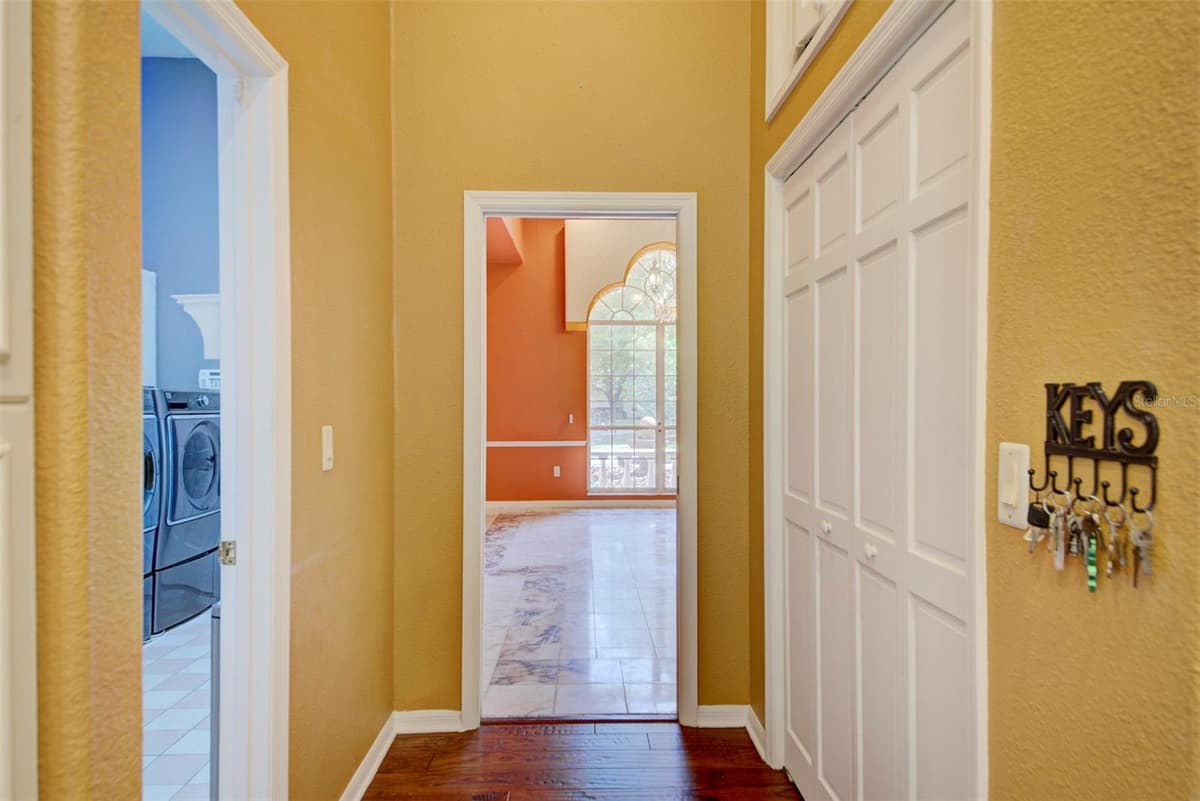 7333 ROYAL OAK DRIVE — photo 14 of 98