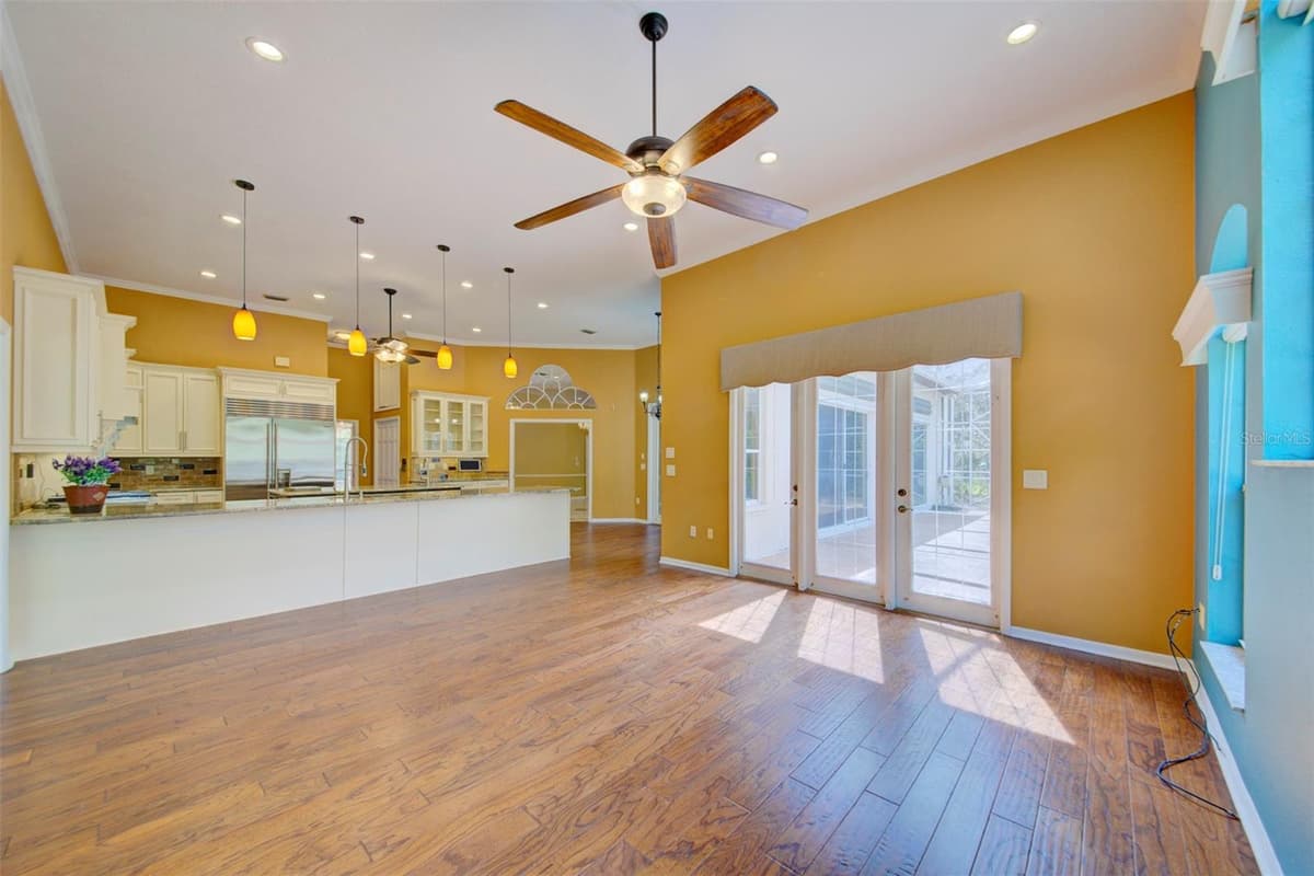 7333 ROYAL OAK DRIVE — photo 5 of 98