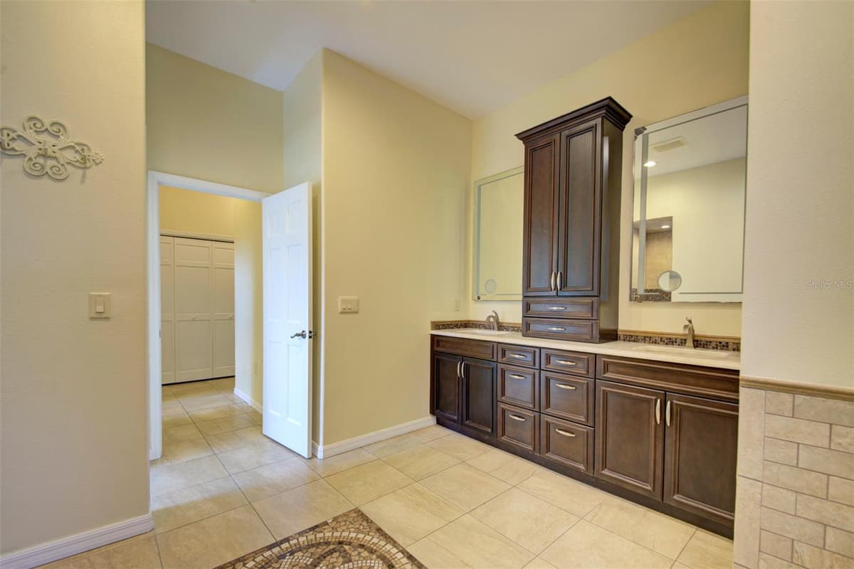 7333 ROYAL OAK DRIVE — photo 55 of 98
