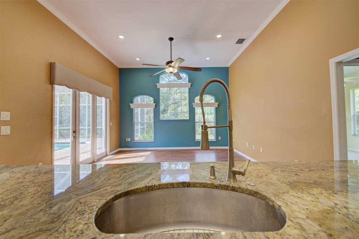 7333 ROYAL OAK DRIVE — photo 31 of 98