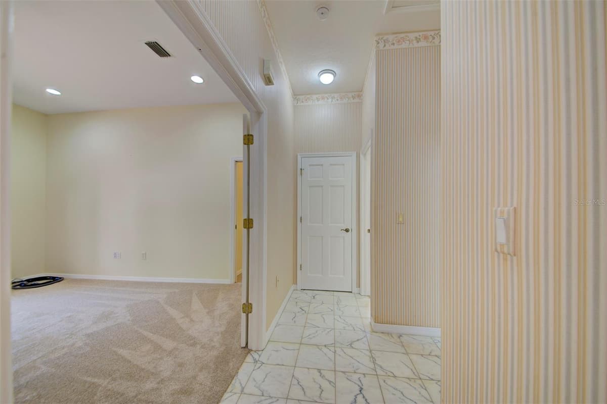 7333 ROYAL OAK DRIVE — photo 42 of 98