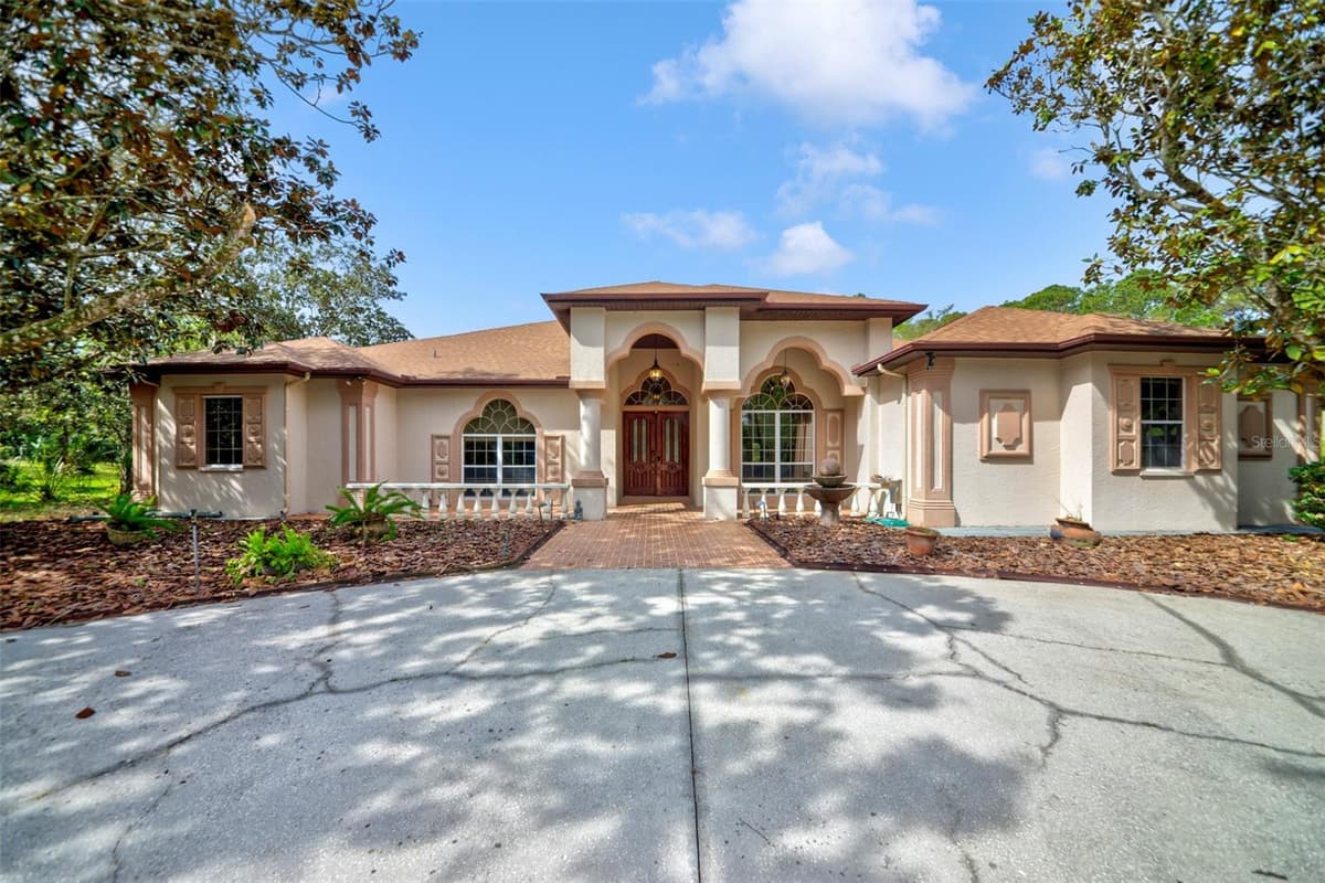 7333 ROYAL OAK DRIVE — photo 1 of 98