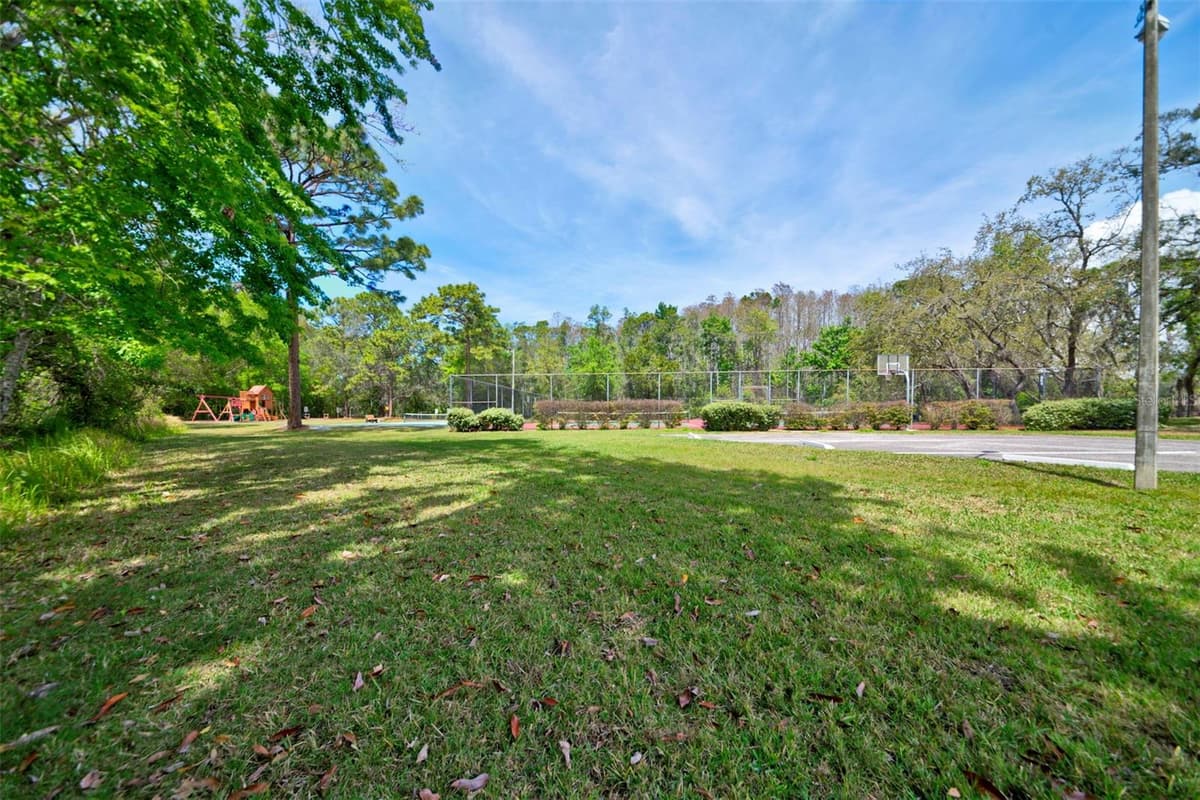 7333 ROYAL OAK DRIVE — photo 76 of 98