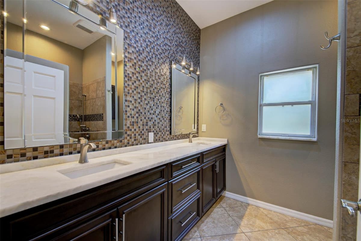 7333 ROYAL OAK DRIVE — photo 38 of 98