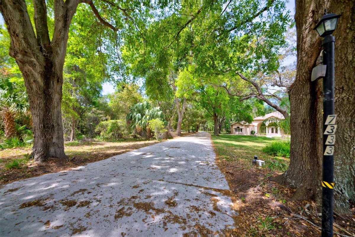 7333 ROYAL OAK DRIVE — photo 57 of 98