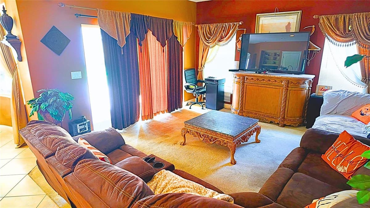 35 FRONTIER DRIVE — photo 6 of 24