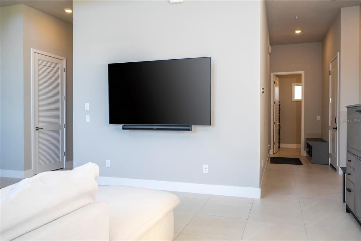 7770 SANDY RIDGE DRIVE — photo 14 of 100