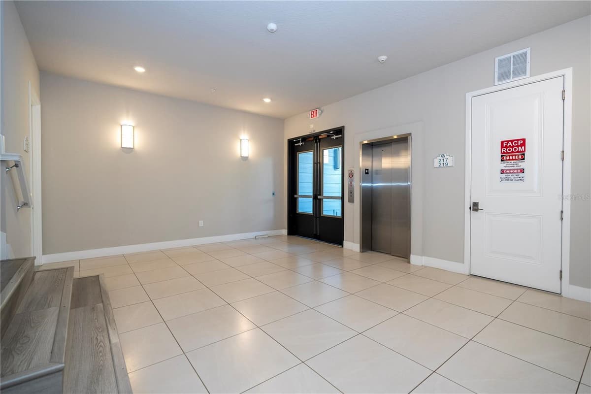 7770 SANDY RIDGE DRIVE — photo 4 of 100