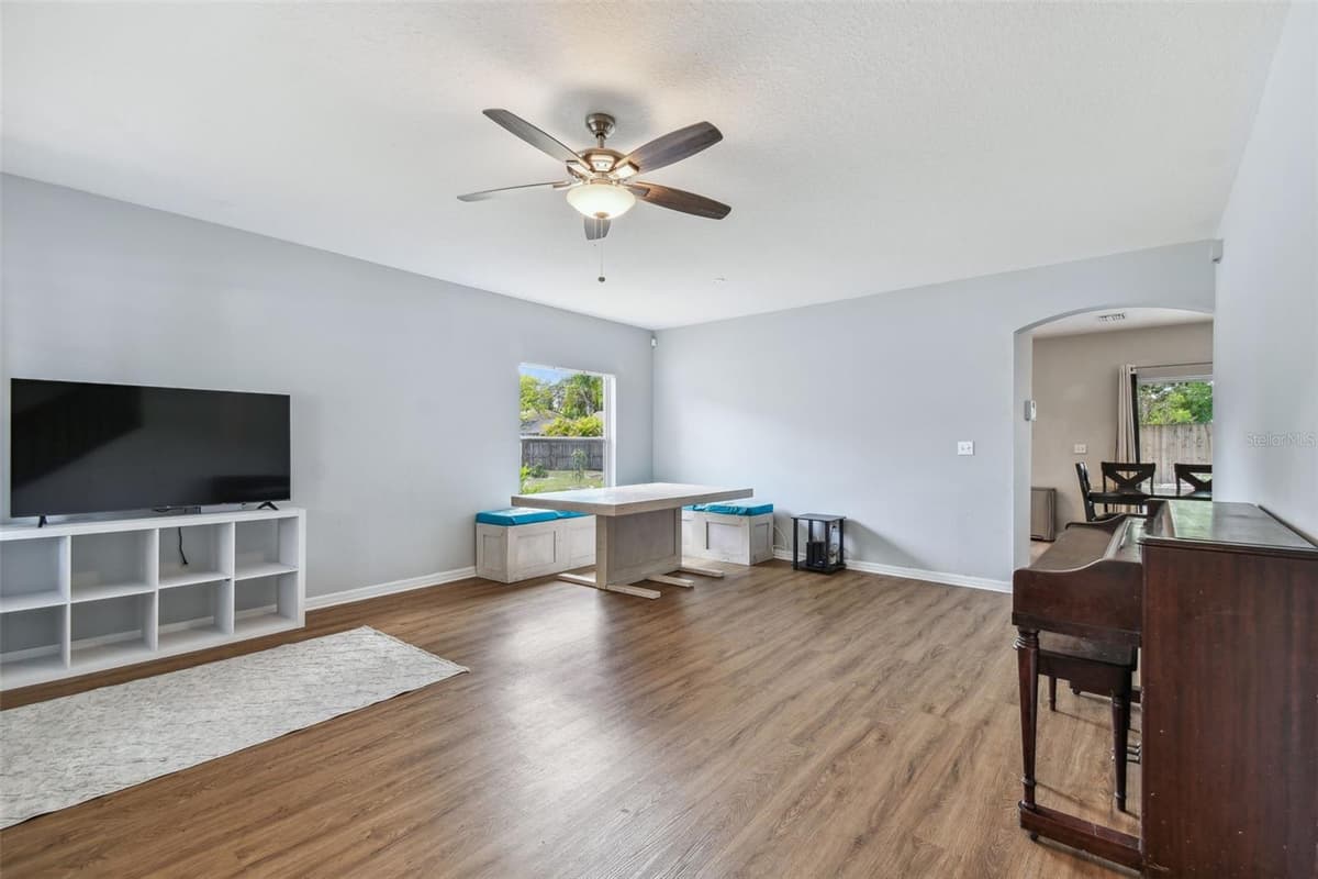 24231 SATINWOOD COURT — photo 14 of 56