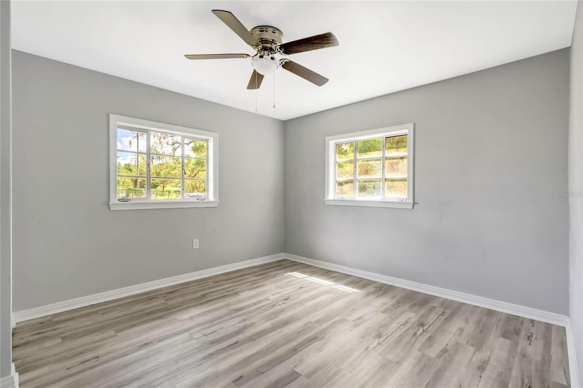 322 FRANKFORT AVENUE — photo 13 of 19