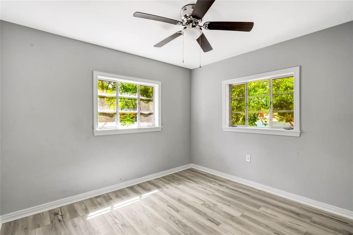 322 FRANKFORT AVENUE — photo 11 of 19