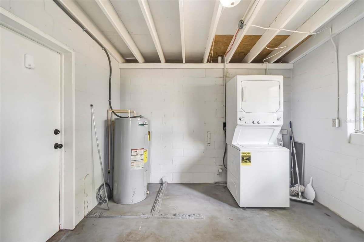 322 FRANKFORT AVENUE — photo 16 of 19