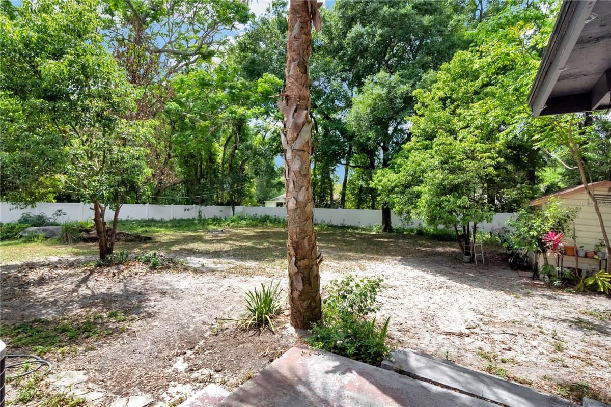 322 FRANKFORT AVENUE — photo 17 of 19
