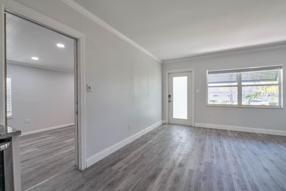4001 NORTH A STREET — photo 10 of 50