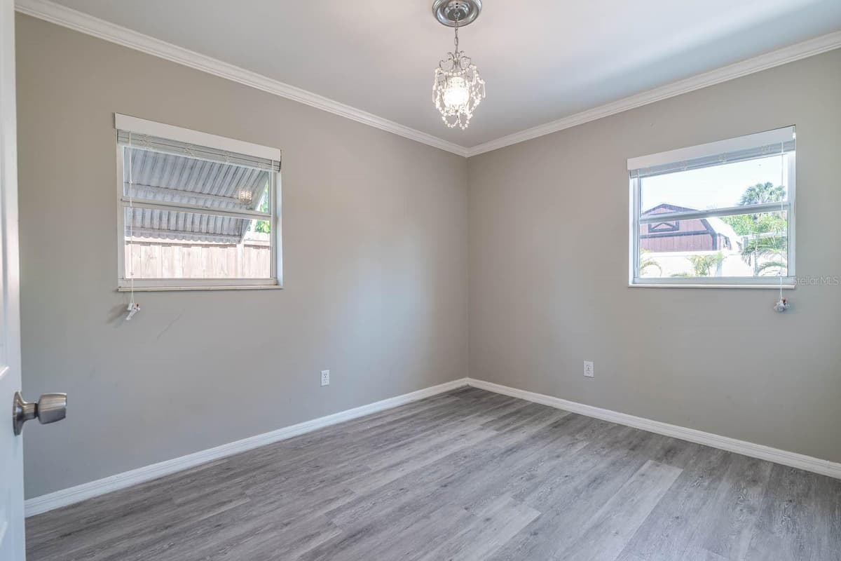 4001 NORTH A STREET — photo 32 of 50
