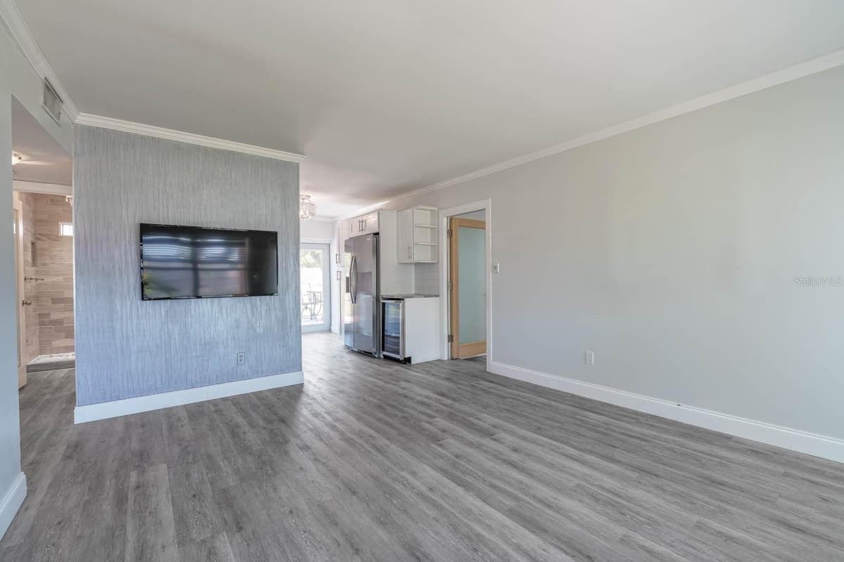 4001 NORTH A STREET — photo 8 of 50