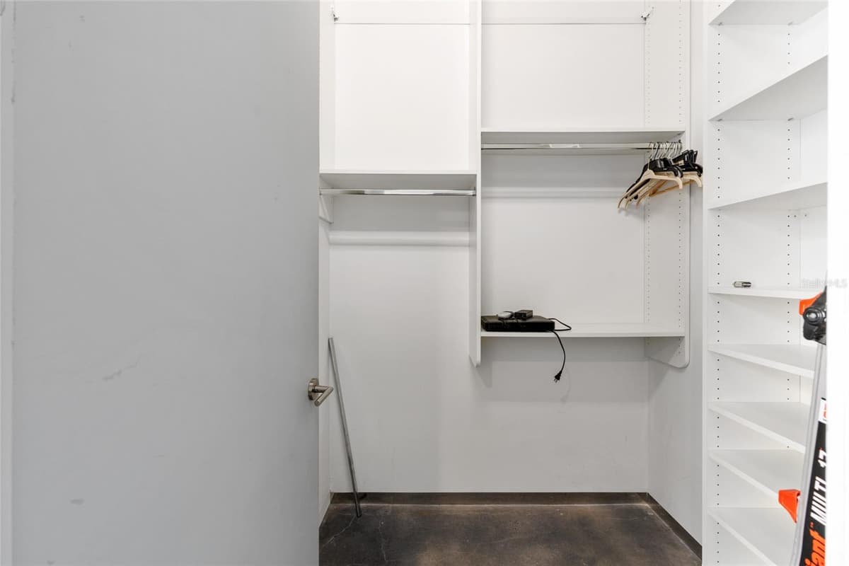 302 BROADWAY STREET — photo 23 of 36