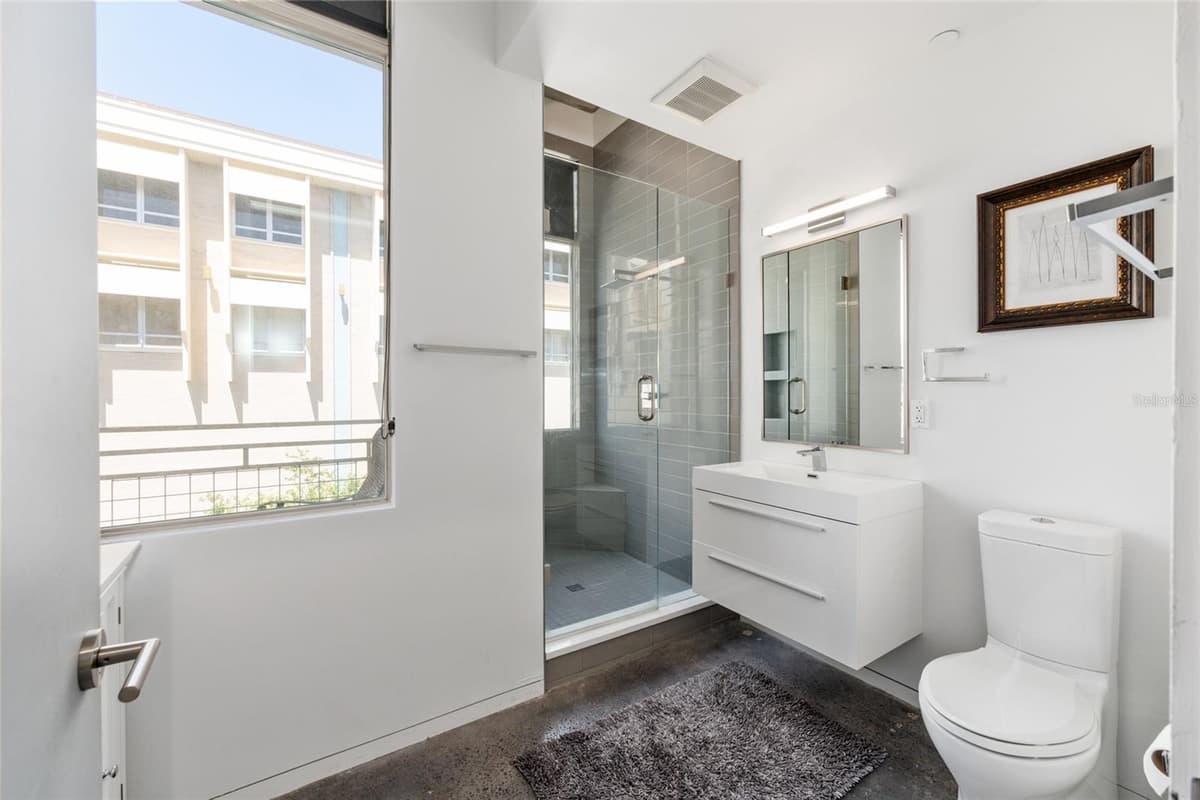 302 BROADWAY STREET — photo 16 of 36