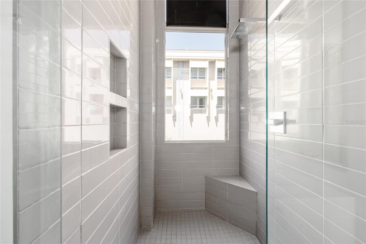 302 BROADWAY STREET — photo 17 of 36