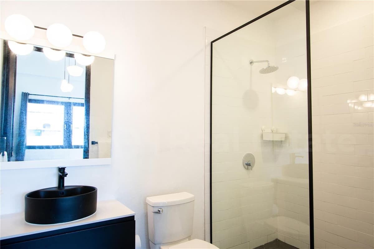 254-256 SAN FRANCISCO STREET — photo 15 of 19
