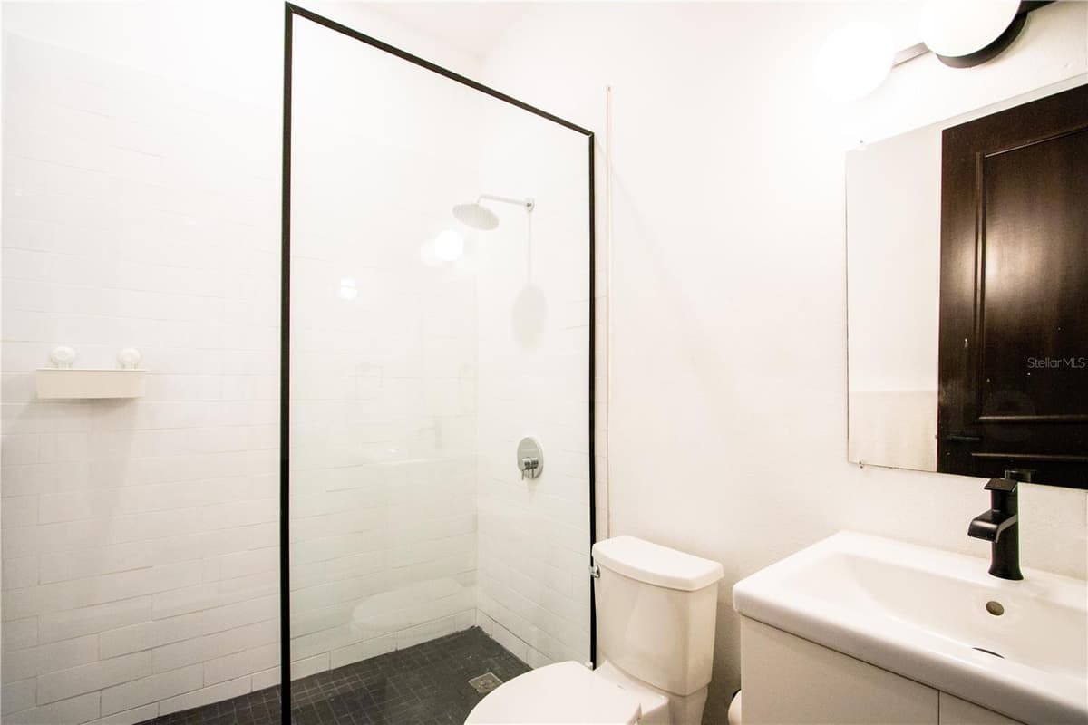 254-256 SAN FRANCISCO STREET — photo 17 of 19