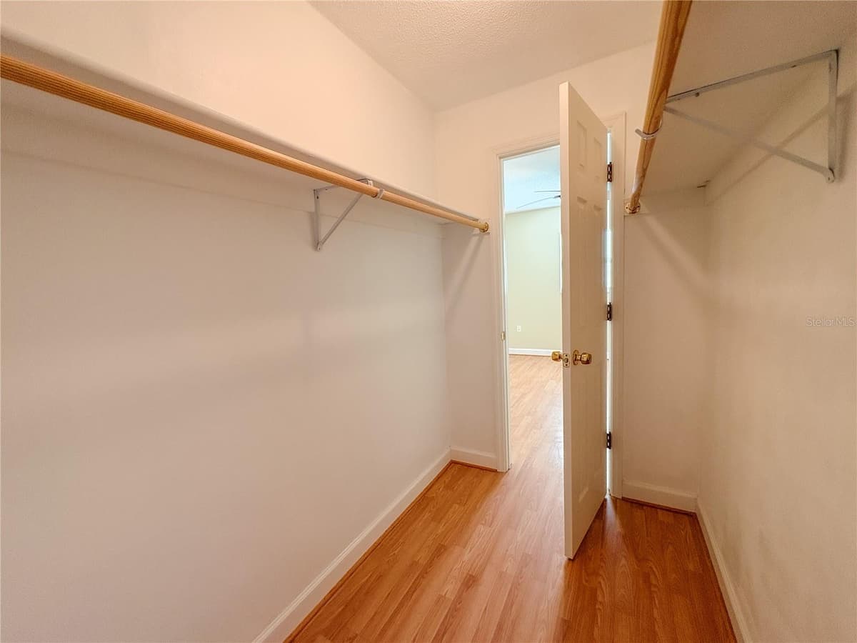 389 MILLPORT STREET — photo 20 of 29