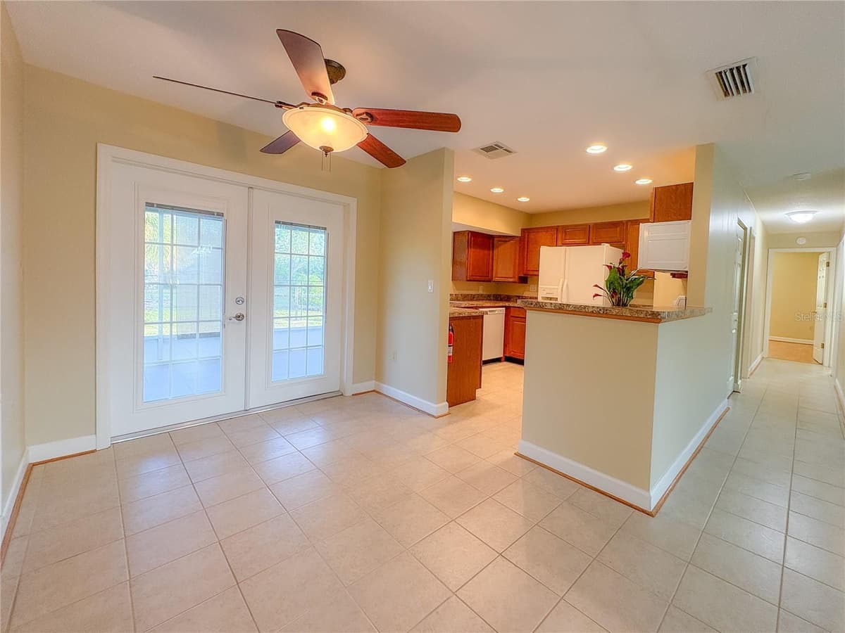 389 MILLPORT STREET — photo 6 of 29