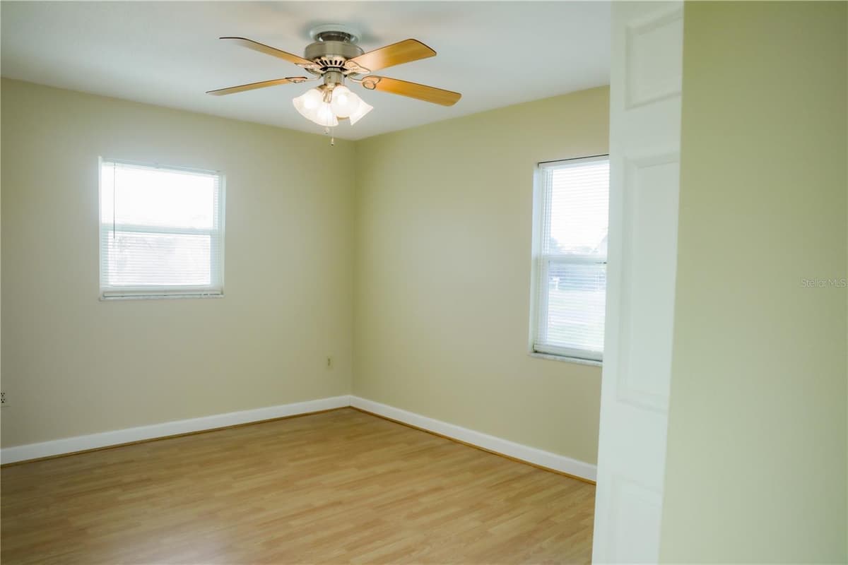 389 MILLPORT STREET — photo 22 of 29