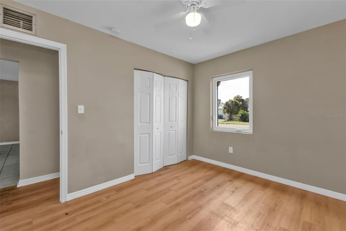 21242 COULTON AVENUE — photo 18 of 23