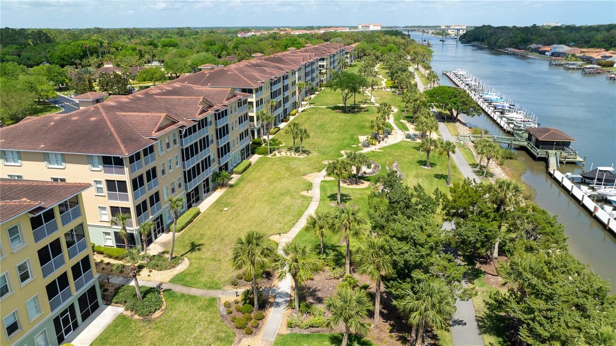 400 CANOPY WALK LN — photo 4 of 29