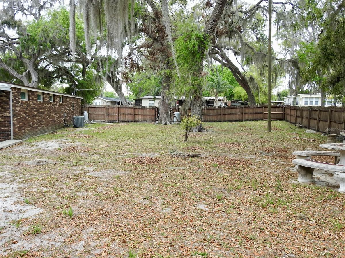 5107 COUNTY ROAD 163 — photo 8 of 39
