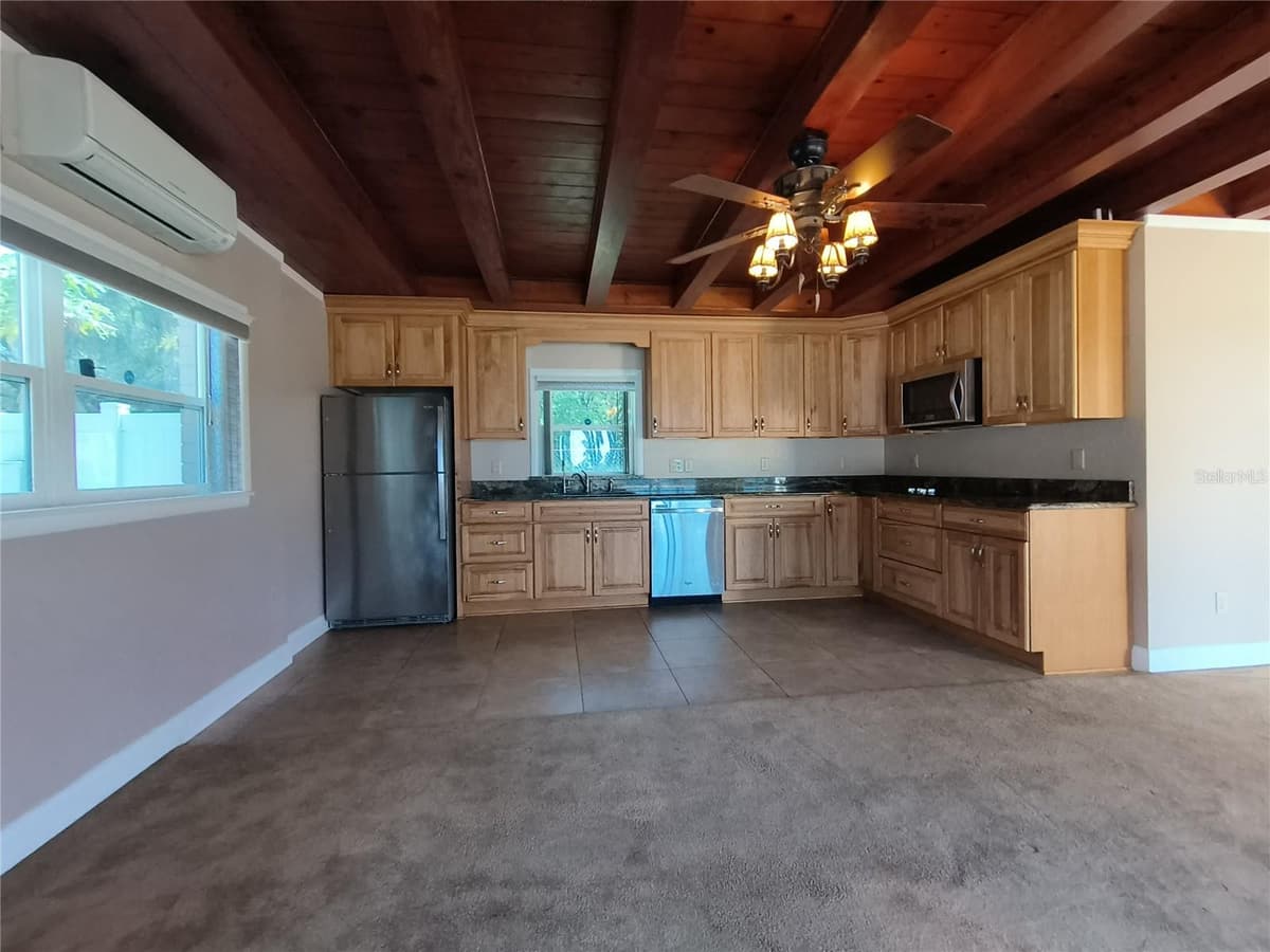910 KEPLER ROAD — photo 31 of 52