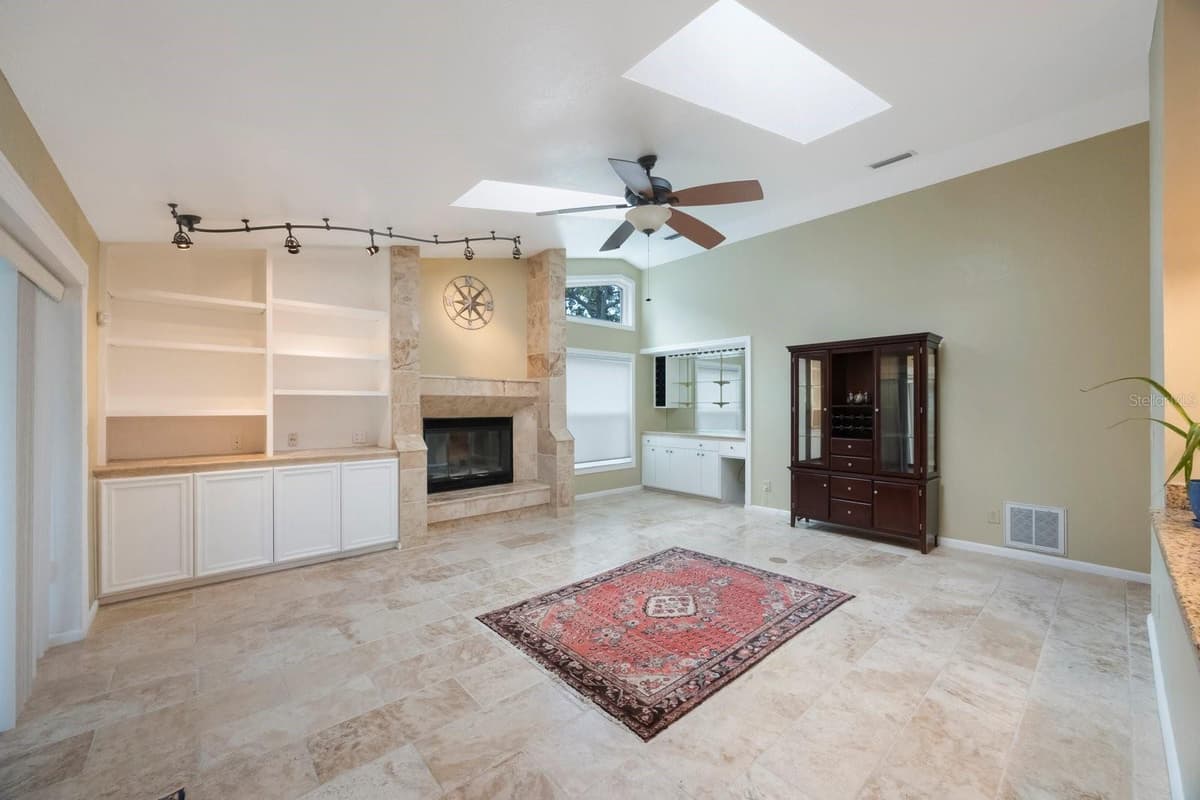14115 HARBORWOOD DRIVE — photo 14 of 48
