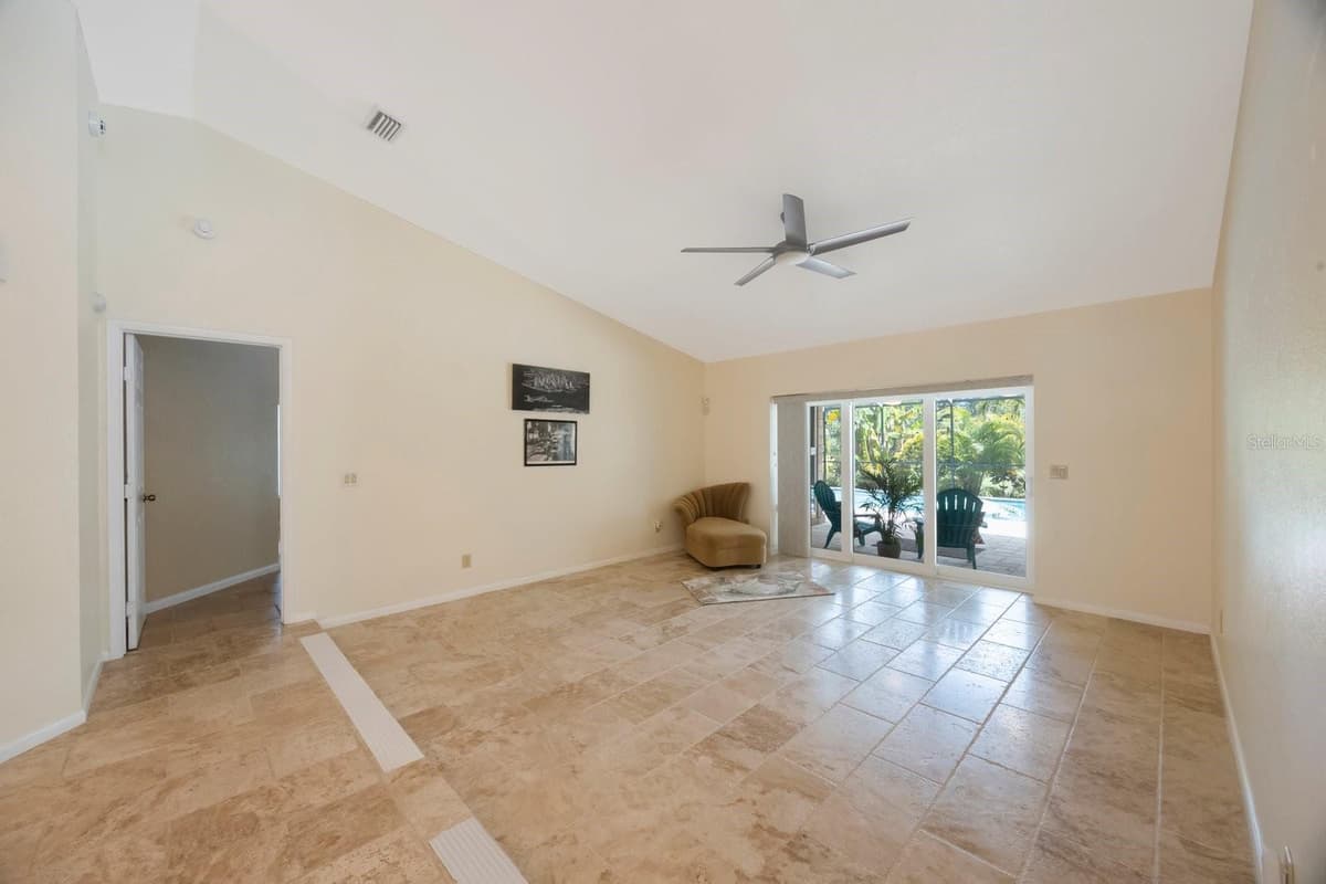 14115 HARBORWOOD DRIVE — photo 9 of 48