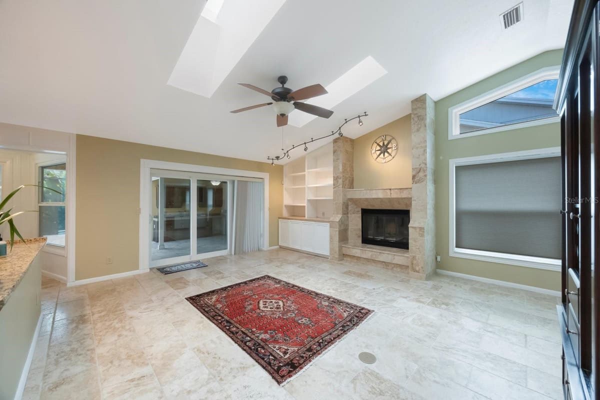 14115 HARBORWOOD DRIVE — photo 13 of 48