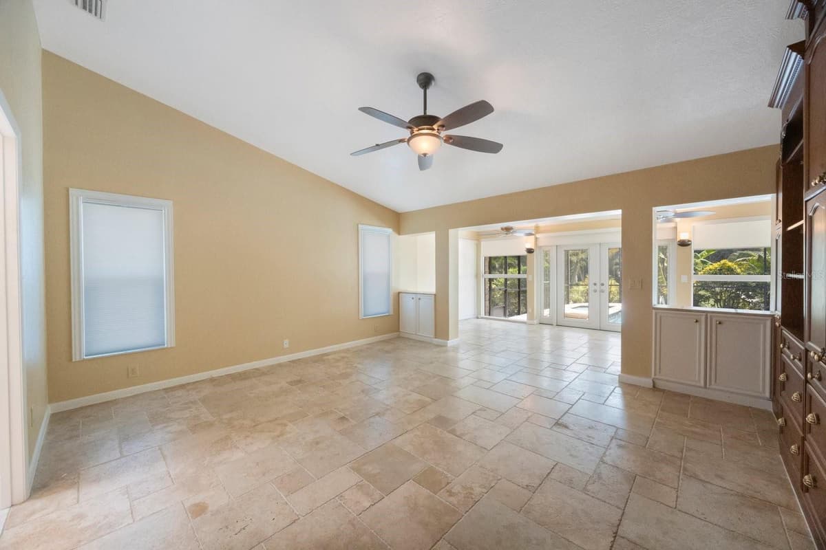 14115 HARBORWOOD DRIVE — photo 16 of 48