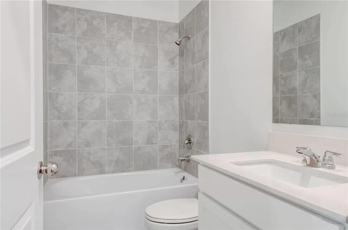 3239 LAURENT LOOP — photo 21 of 28