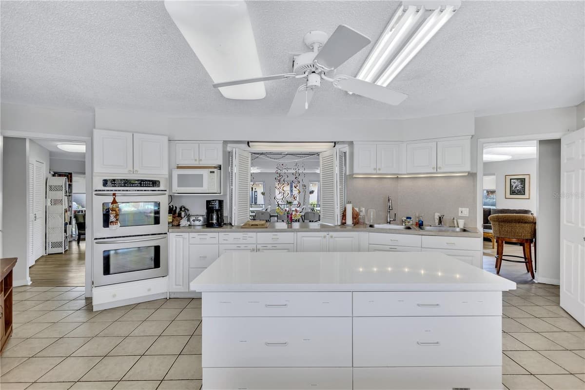 12300 VONN ROAD — photo 38 of 45