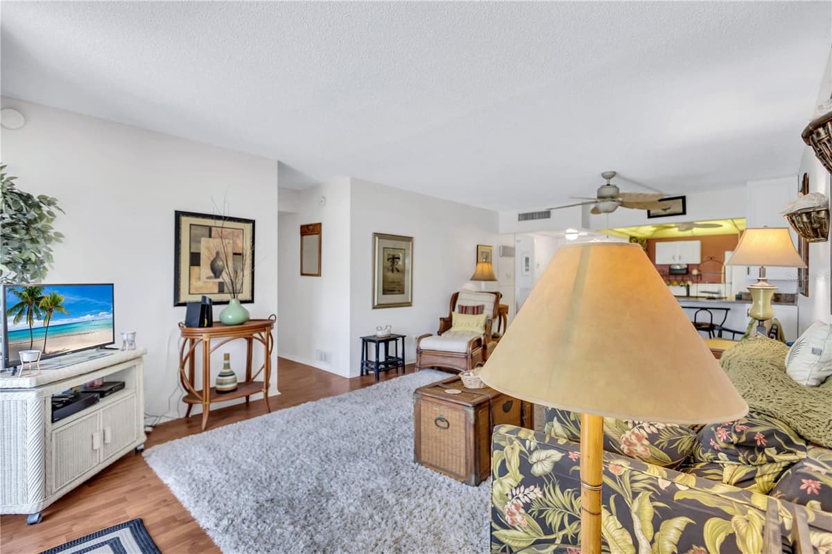 12300 VONN ROAD — photo 14 of 45