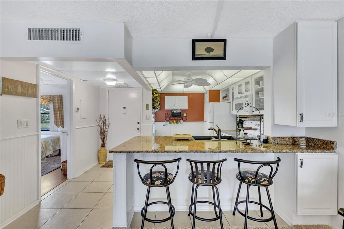 12300 VONN ROAD — photo 9 of 45