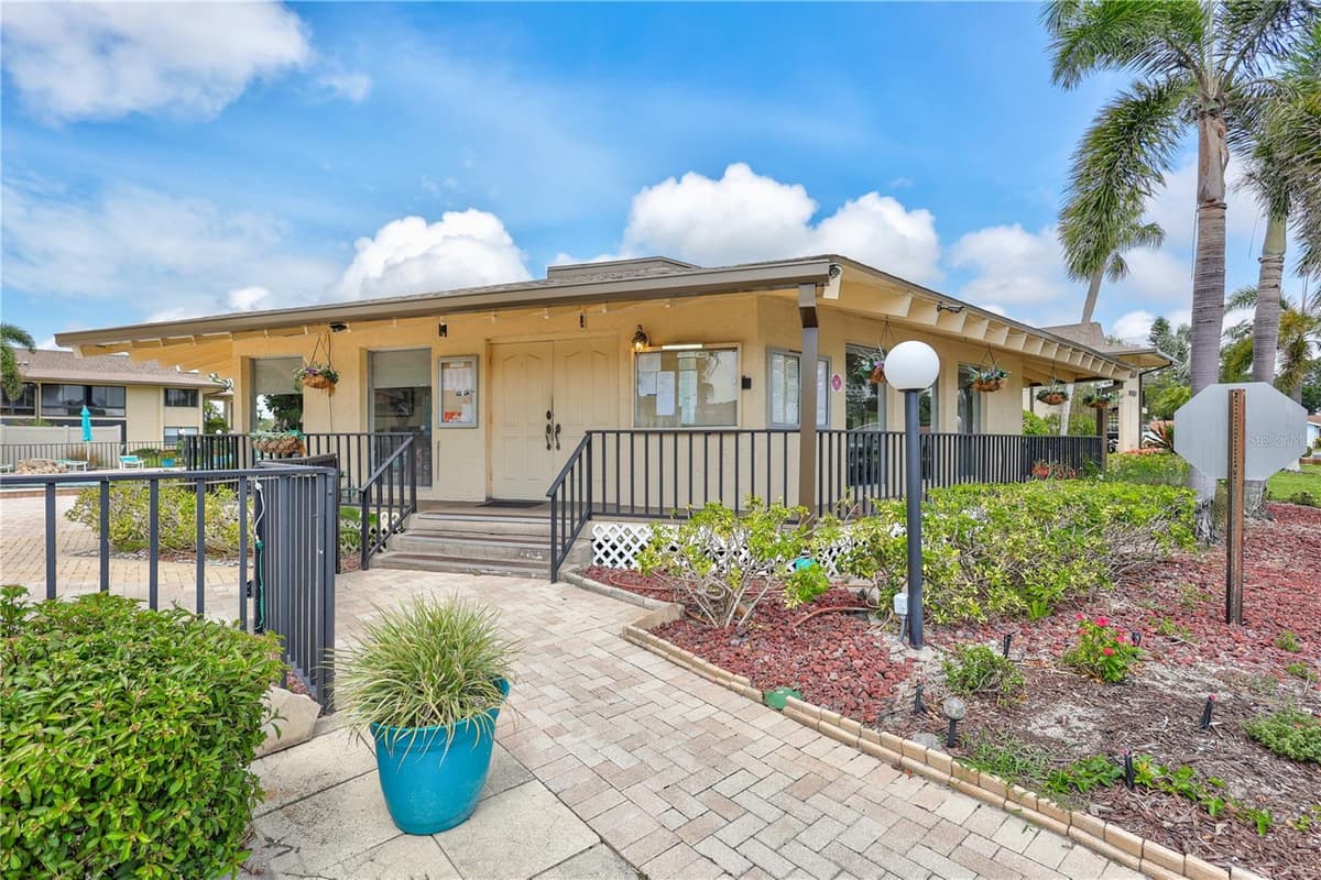 12300 VONN ROAD — photo 43 of 45