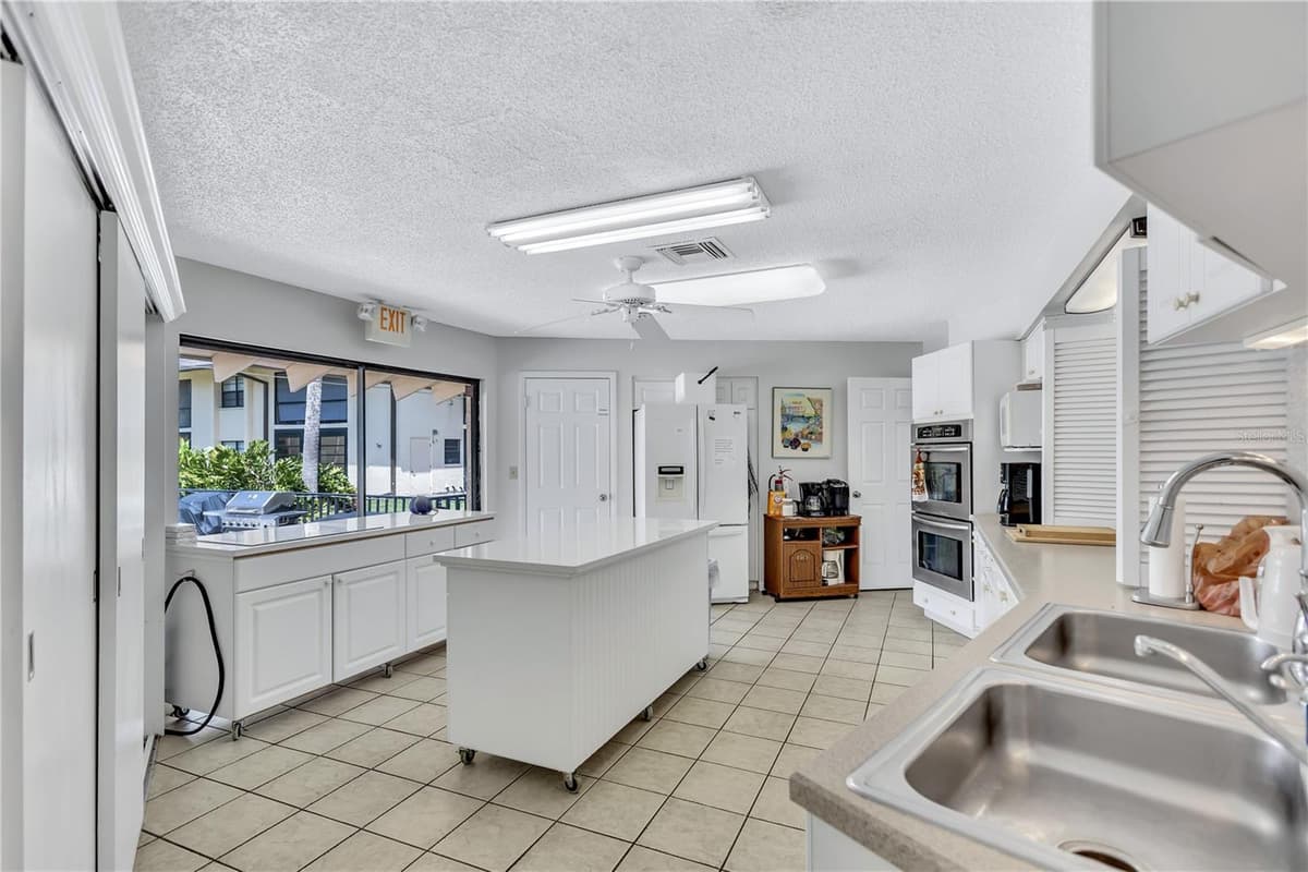 12300 VONN ROAD — photo 40 of 45