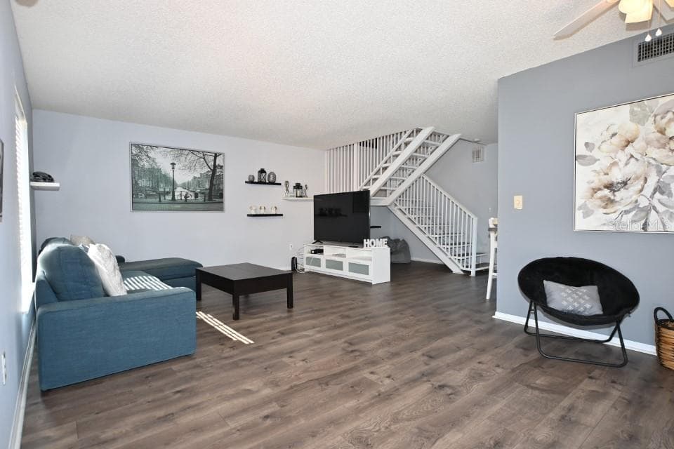 5348 SADDLEBROOK WAY — photo 5 of 40