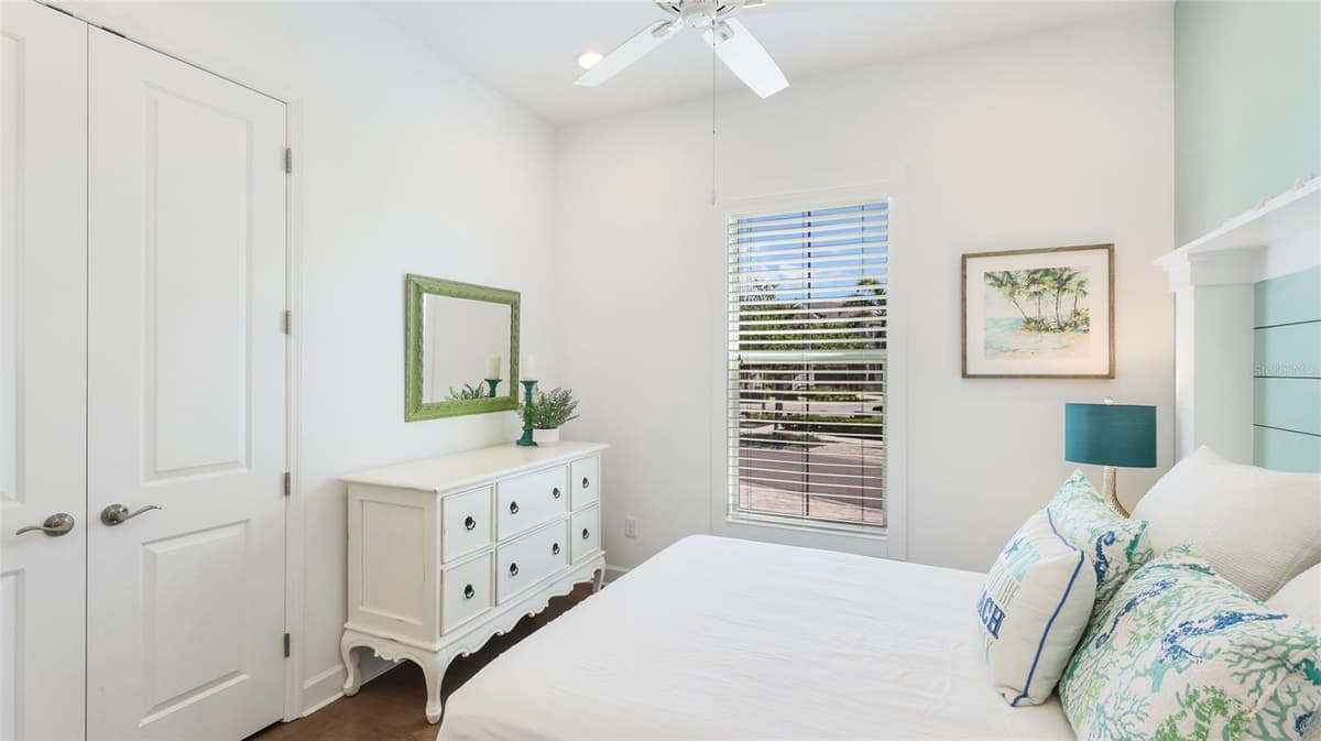 283 SAINT LUCIA DRIVE — photo 25 of 41