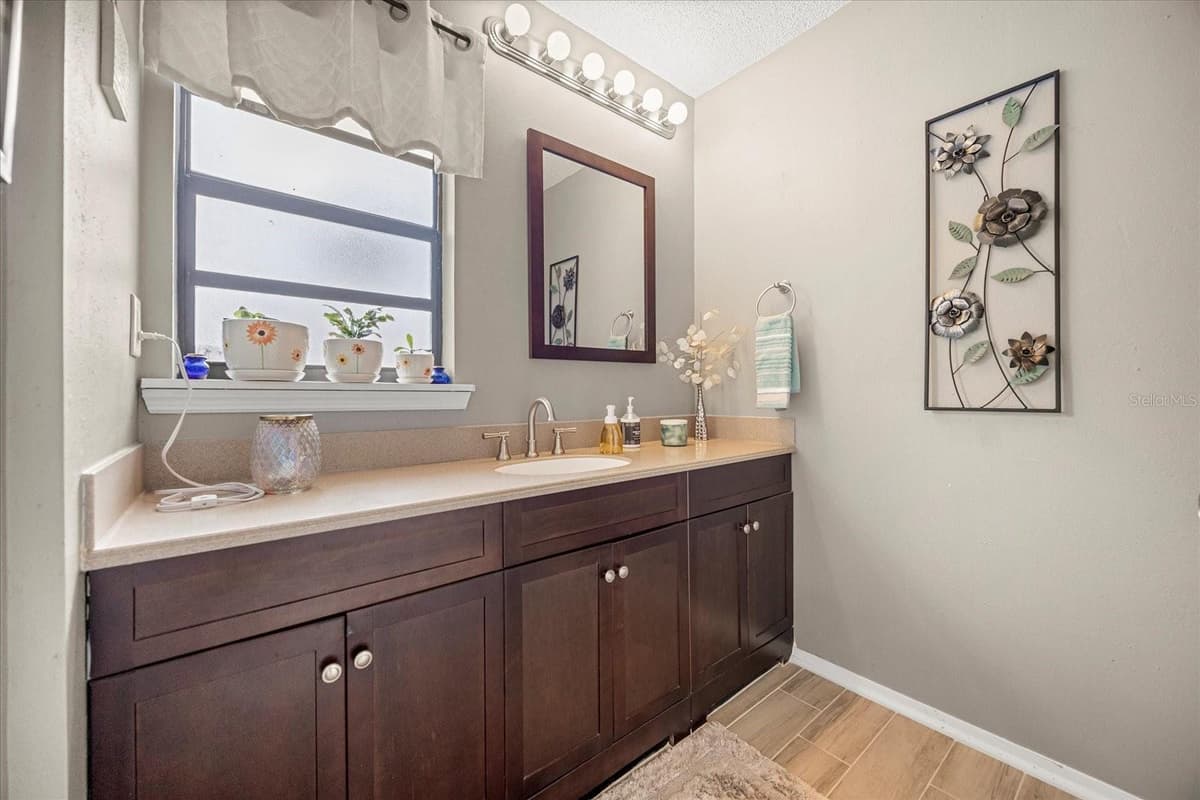 147 OLIVE TREE CIRCLE — photo 11 of 32
